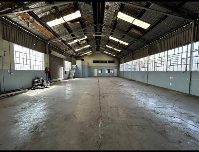 450M² WAREHOUSE TO LET IN WYNBERG